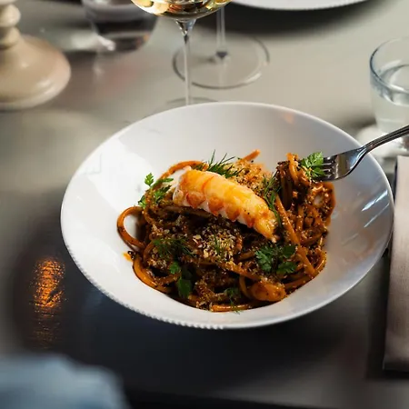 מלון Helenekilde